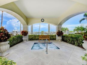 804 E Windward Way 404, Lantana FL 33462