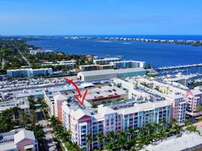 804 E Windward Way 404, Lantana FL 33462