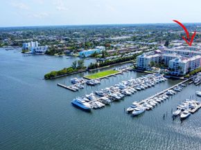 804 E Windward Way 404, Lantana FL 33462