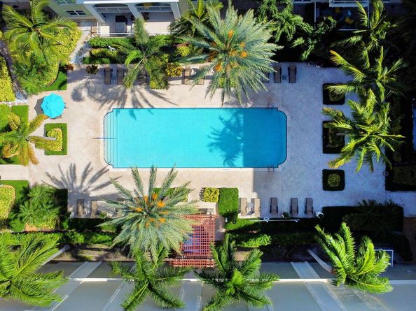 804 E Windward Way 404, Lantana FL 33462