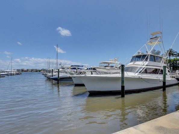 804 E Windward Way 404, Lantana FL 33462