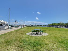 804 E Windward Way 404, Lantana FL 33462