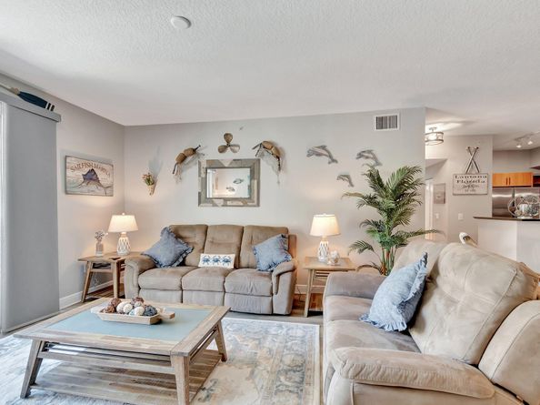 804 E Windward Way 404, Lantana FL 33462