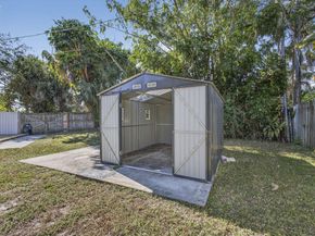 751 Royal Palm Beach Boulevard, Royal Palm Beach FL 33411