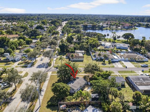 751 Royal Palm Beach Boulevard, Royal Palm Beach FL 33411