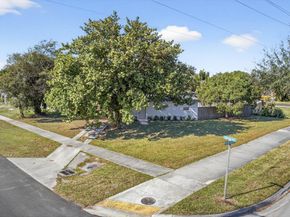 751 Royal Palm Beach Boulevard, Royal Palm Beach FL 33411