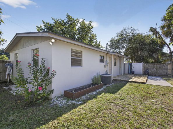 751 Royal Palm Beach Boulevard, Royal Palm Beach FL 33411