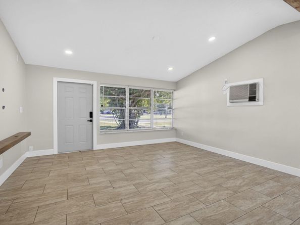 751 Royal Palm Beach Boulevard, Royal Palm Beach FL 33411