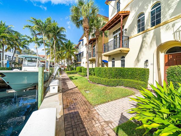 824 Virginia Garden Drive, Boynton Beach FL 33435