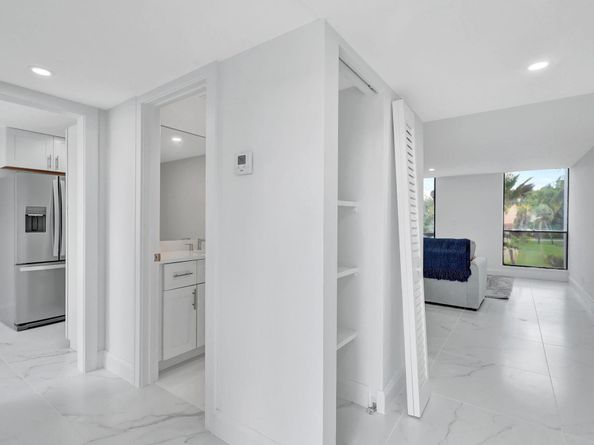 2804 Bridgewood Drive, Boca Raton FL 33434