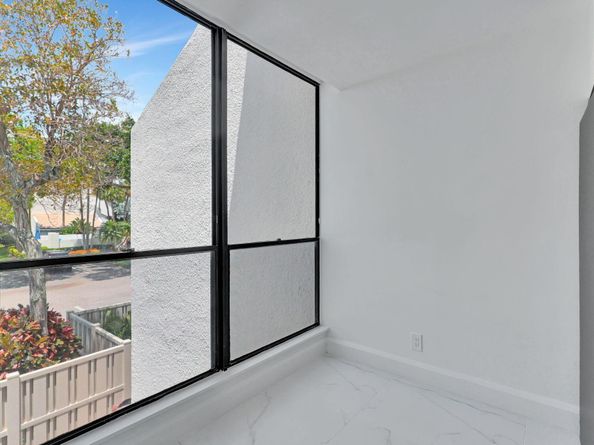 2804 Bridgewood Drive, Boca Raton FL 33434