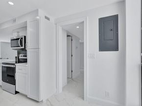 2804 Bridgewood Drive, Boca Raton FL 33434