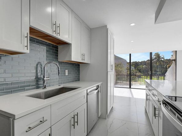 2804 Bridgewood Drive, Boca Raton FL 33434