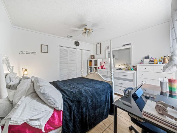 6892 Perdido Bay Terrace, Lake Worth FL 33463