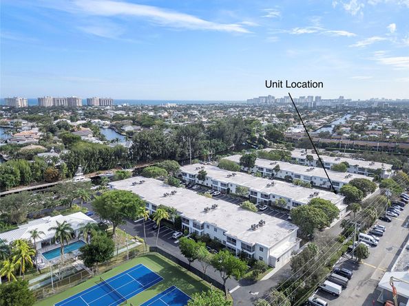 6239 Bay Club Dr 1, Fort Lauderdale FL 33308