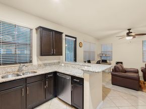 9596 Town Parc Cir N 9596, Parkland FL 33076