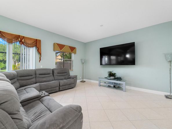 4225 Maggiore Way, West Palm Beach FL 33409