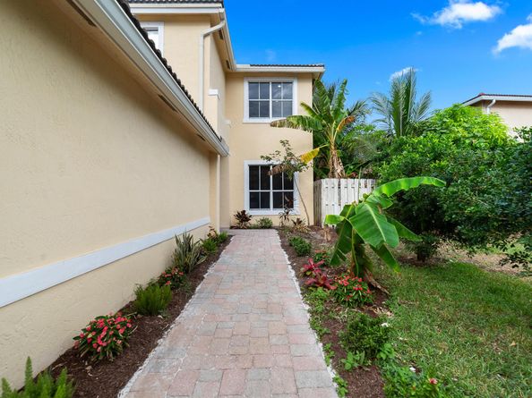 4225 Maggiore Way, West Palm Beach FL 33409