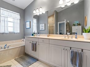 3342 Lakeside Dr 3342, Davie FL 33328