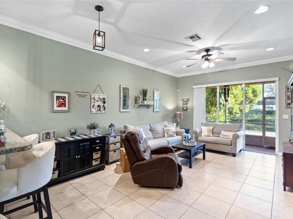 3342 Lakeside Dr 3342, Davie FL 33328