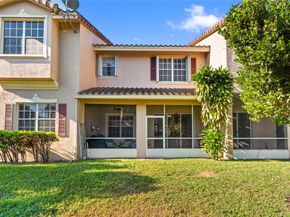 3342 Lakeside Dr 3342, Davie FL 33328