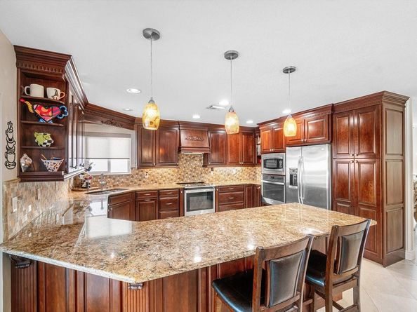 4247 NW 57th Dr, Coconut Creek FL 33073