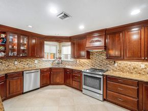 4247 NW 57th Dr, Coconut Creek FL 33073