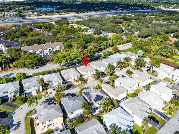 4247 NW 57th Dr, Coconut Creek FL 33073