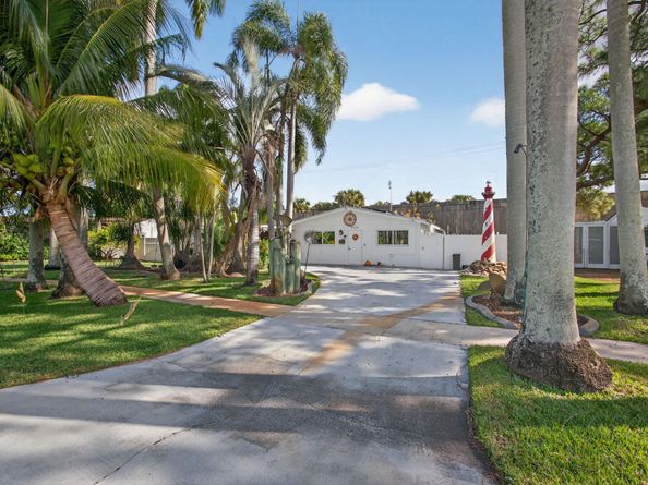 9520 Birmingham Drive, Palm Beach Gardens FL 33410