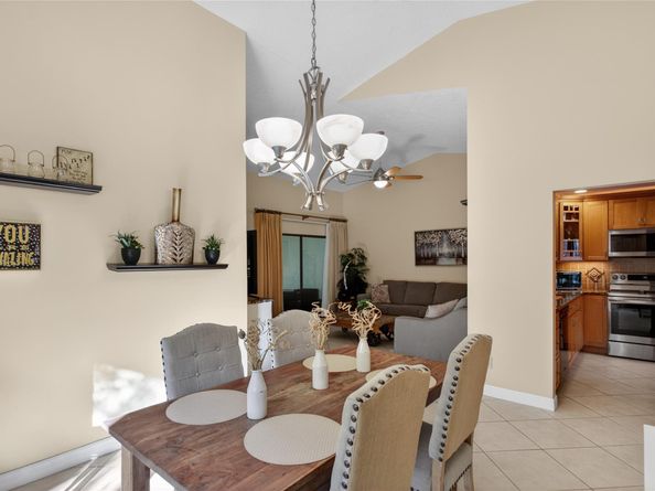 1804 Tamarind Ln, Coconut Creek FL 33063