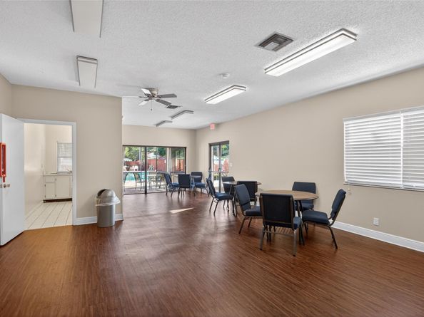 1804 Tamarind Ln, Coconut Creek FL 33063