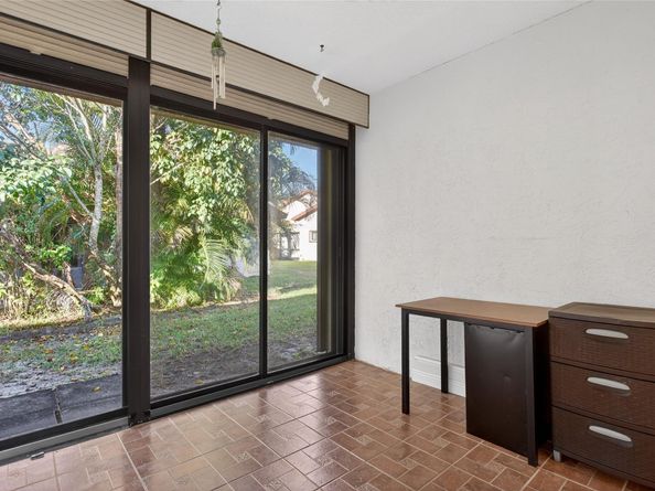 1804 Tamarind Ln, Coconut Creek FL 33063