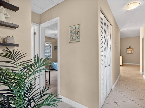 1804 Tamarind Ln, Coconut Creek FL 33063