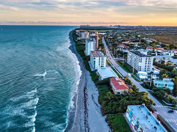 511 Saturn Lane, Juno Beach FL 33408