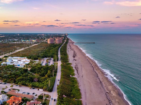 511 Saturn Lane, Juno Beach FL 33408