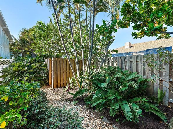 511 Saturn Lane, Juno Beach FL 33408