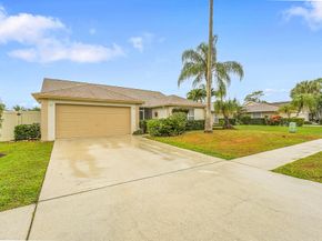 13048 Meadowbreeze Drive, Wellington FL 33414