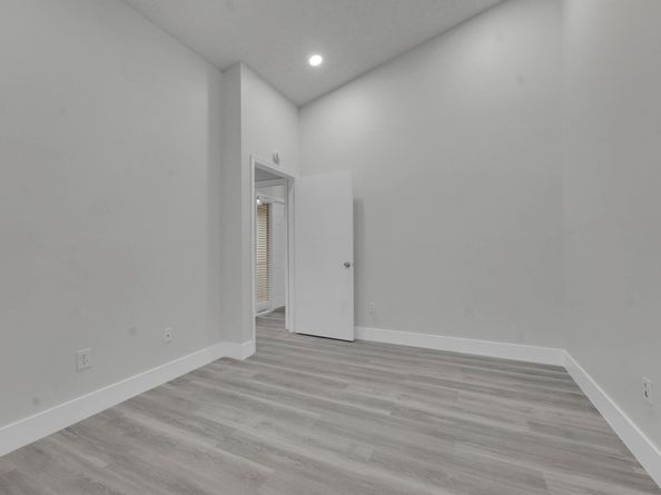 13048 Meadowbreeze Drive, Wellington FL 33414