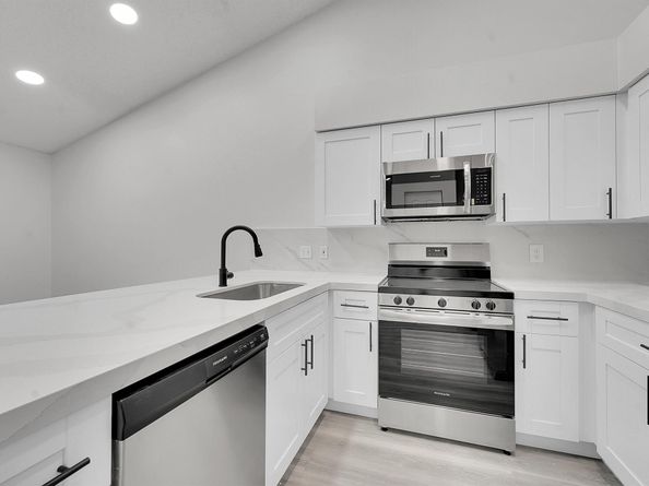 13048 Meadowbreeze Drive, Wellington FL 33414