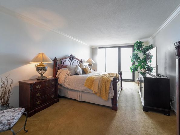 525 S Flagler Drive 19b, West Palm Beach FL 33401