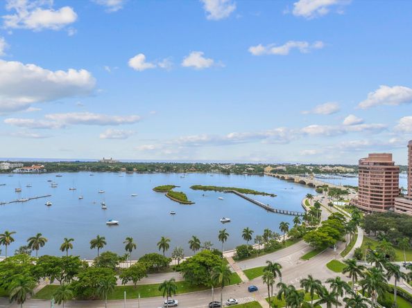525 S Flagler Drive 19b, West Palm Beach FL 33401
