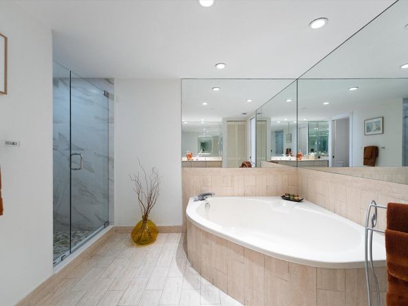 525 S Flagler Drive 19b, West Palm Beach FL 33401