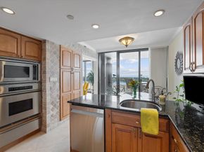 525 S Flagler Drive 19b, West Palm Beach FL 33401