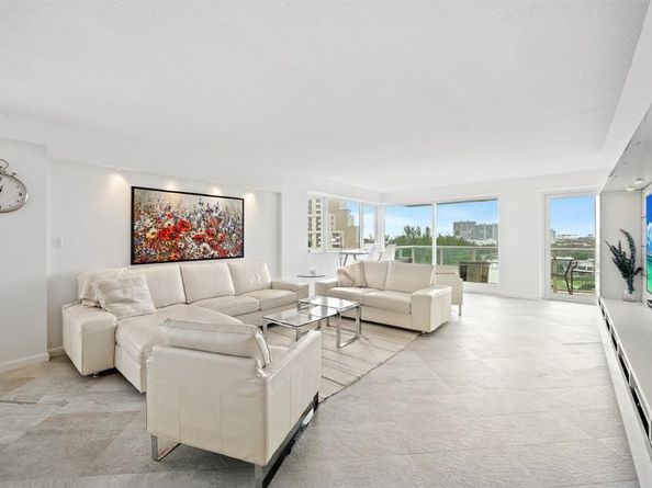 3000 Holiday Dr 1103, Fort Lauderdale FL 33316