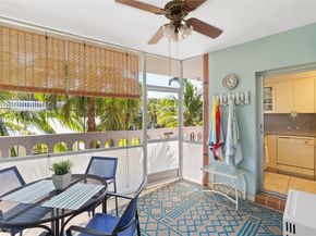 161 NE 10th Ave 3B, Hallandale Beach FL 33009