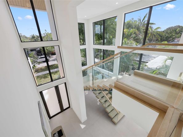 721 SE 9 Street, Fort Lauderdale FL 33316