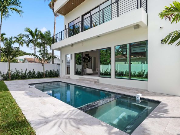 721 SE 9 Street, Fort Lauderdale FL 33316