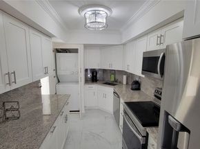 1801 Presidential Way D202, West Palm Beach FL 33401