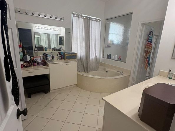 2761 Misty Oaks Cir, Royal Palm Beach FL 33411