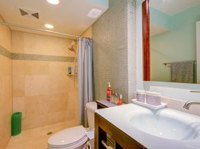 3040 Lake Shore Drive 502, Riviera Beach FL 33404